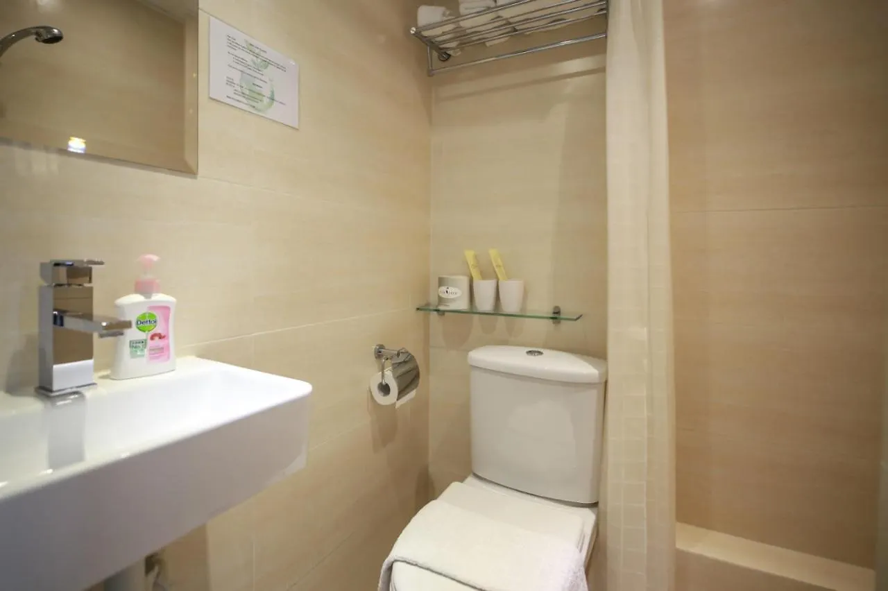 Hygge House Hotel Hong Kong 3*,